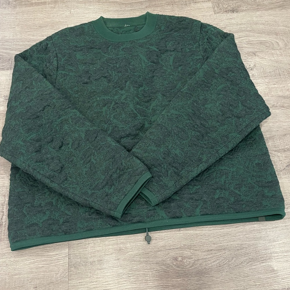 Lululemon VERY THICK sweater